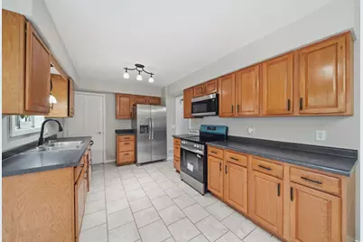 2520 Lanier Court, Lansing, MI 48911 - Photo 13