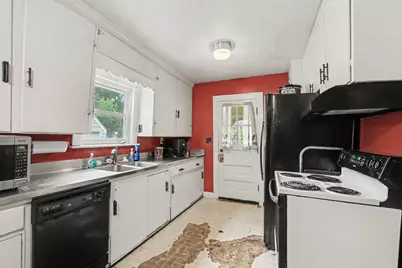 220 S Douglas Street, Bronson, MI 49028 - Photo 7