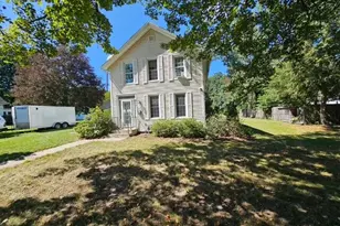 417 Moccasin St, Buchanan, MI 49107 - Photo 13
