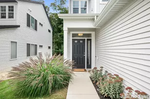 2358 Watertown Wy, Grand Rapids, MI 49505 - Photo 3