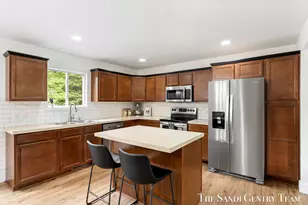 15313 Saddlebrook Ct, Grand Haven, MI 49417 - Photo 17