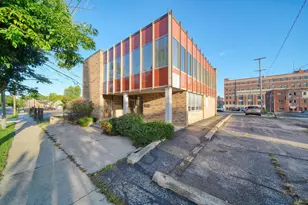 210 W Franklin St, Jackson, MI 49201 - Photo 1