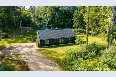 6346 Riverside Road, Fennville, MI 49408 - Photo 9