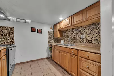 5555 Patterson Drive, Troy, MI 48085 - Photo 41