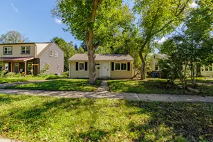 895 Starwick Dr, Ann Arbor, MI 48105 - Photo 3
