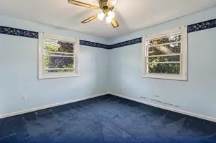 911 Seminole Ave, Ludington, MI 49431 - Photo 27