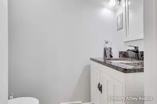 1730 Maunta Ln, Jackson, MI 49201 - Photo 5
