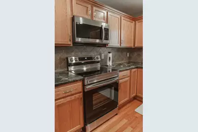 210 Market Place, Benton Harbor, MI 49022 - Photo 9