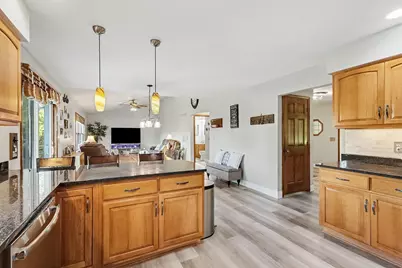 10154 Paw Paw Lake Drive, Mattawan, MI 49071 - Photo 7