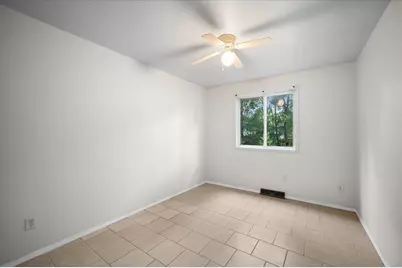 216 Maplelawn Street SE, Kentwood, MI 49548 - Photo 15