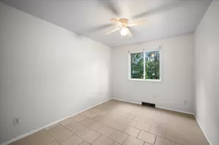 216 Maplelawn St SE, Kentwood, MI 49548 - Photo 15