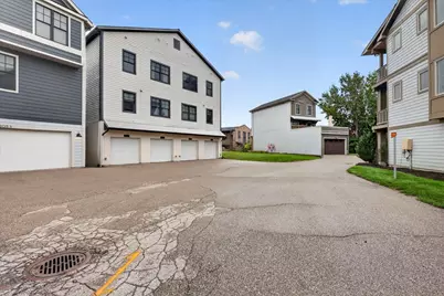 2039 Celadon Drive NE, Grand Rapids, MI 49525 - Photo 37