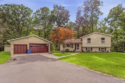 104 Glenn Street, Allegan, MI 49010 - Photo 1
