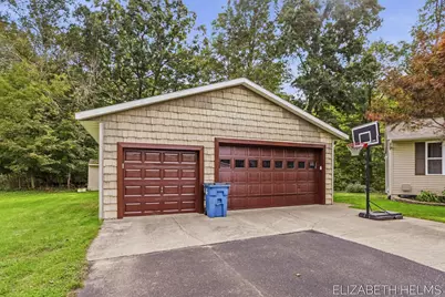 104 Glenn Street, Allegan, MI 49010 - Photo 5