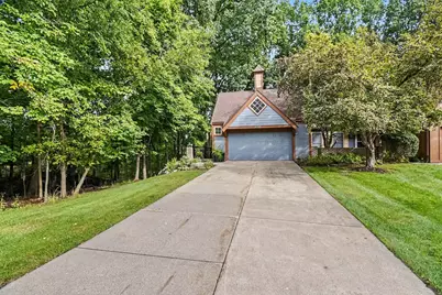 2133 North Cross Creek Drive SE, Grand Rapids, MI 49508 - Photo 3