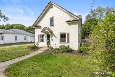 410 E Coffren Street, Greenville, MI 48838 - Photo 3