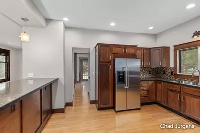 901 Wealthy Street SE, Grand Rapids, MI 49506 - Photo 17