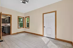 323 E Main St, Maple Rapids, MI 48853 - Photo 19
