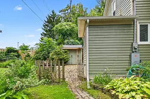 310 Fleming St, Howell, MI 48843 - Photo 17