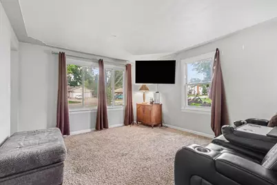 3352 Wilson Avenue SW, Grandville, MI 49418 - Photo 5