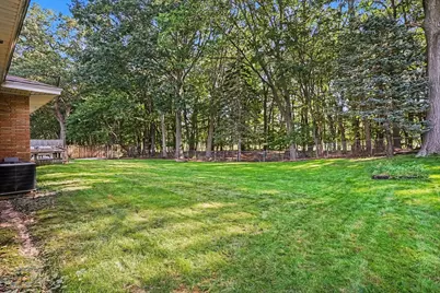 3010 Country Club Drive, Muskegon, MI 49441 - Photo 39