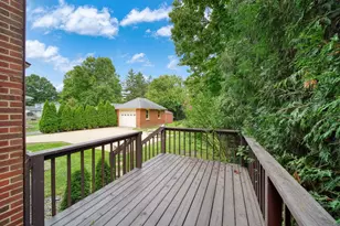 946 College Ave, Adrian, MI 49221 - Photo 37