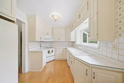 946 College Avenue, Adrian, MI 49221 - Photo 11