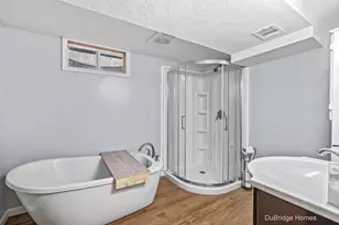 977 Coventry Dr NW, Grand Rapids, MI 49544 - Photo 27