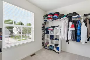 21222 Laurelwood Ct, Farmington, MI 48336 - Photo 25