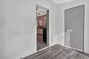 635 S St Joseph Ave, Niles, MI 49120 - Photo 9