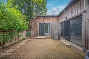 2163 Pauline Ct, Ann Arbor, MI 48103 - Photo 17
