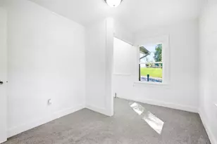 105 Clifton Pl, Battle Creek, MI 49017 - Photo 9