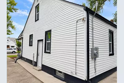 9079 Westwood Street, Detroit, MI 48228 - Photo 7