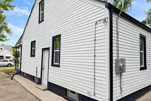 9079 Westwood St, Detroit, MI 48228 - Photo 7