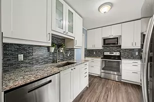 34895 Bridgeman St, Farmington Hills, MI 48335 - Photo 15