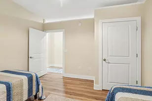 460 Broadway St, South Haven, MI 49090 - Photo 15