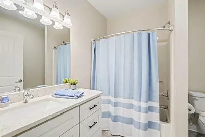 460 Broadway Street #103, South Haven, MI 49090 - Photo 17