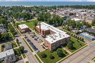 460 Broadway St, South Haven, MI 49090 - Photo 1