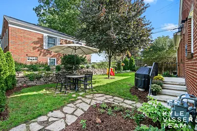 1154 Cadillac Drive SE, Grand Rapids, MI 49506 - Photo 23
