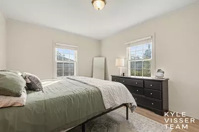 1154 Cadillac Drive SE, Grand Rapids, MI 49506 - Photo 9