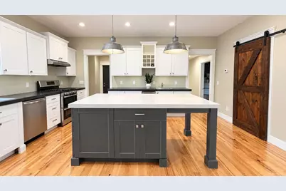 1321 Kinney Avenue NW, Grand Rapids, MI 49534 - Photo 3