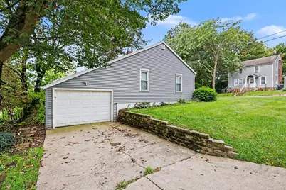208 N Oak Street, Buchanan, MI 49107 - Photo 3
