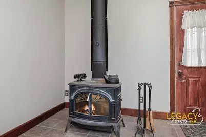 138 W South Street, Hastings, MI 49058 - Photo 17