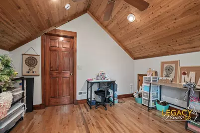 138 W South Street, Hastings, MI 49058 - Photo 25