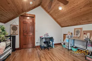 138 W South St, Hastings, MI 49058 - Photo 25