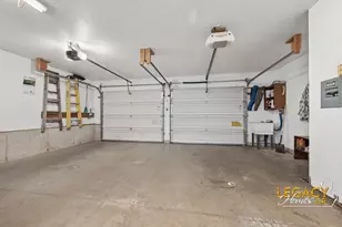 138 W South St, Hastings, MI 49058 - Photo 29