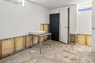 976 Jean Ann Dr, Saint Joseph, MI 49085 - Photo 47