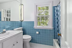 2352 Jefferson Dr SE, Grand Rapids, MI 49507 - Photo 23