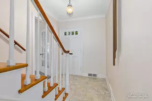 2352 Jefferson Dr SE, Grand Rapids, MI 49507 - Photo 3