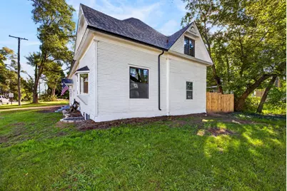212 E 2nd Street, Trufant, MI 49347 - Photo 7